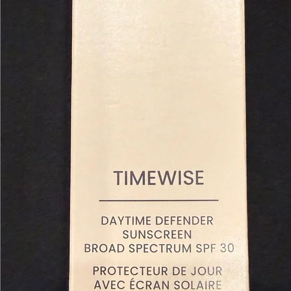 Mary Kay Timewise Daytime Defender Sunscreen Broad Spectrum SPF 30 New in Box - Picture 1 of 6